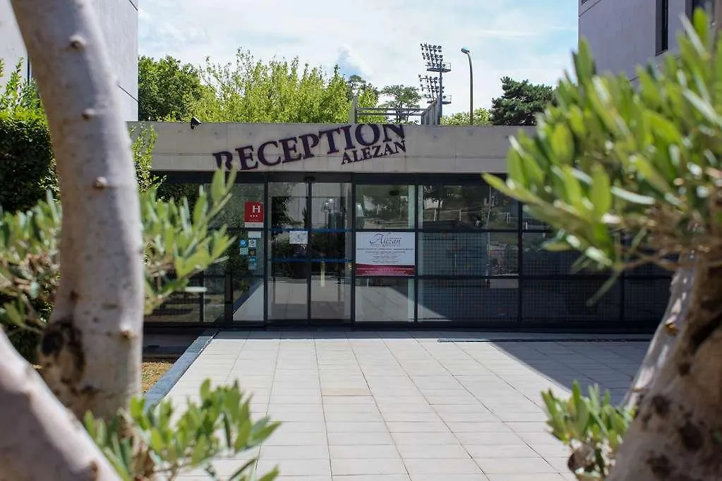 Alezan Hotel & Residence Toulouse Lägenhetshotell