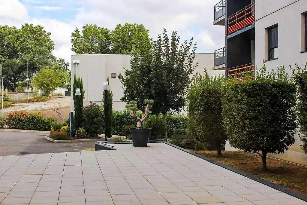 Alezan Hotel & Residence Toulouse Lägenhetshotell
