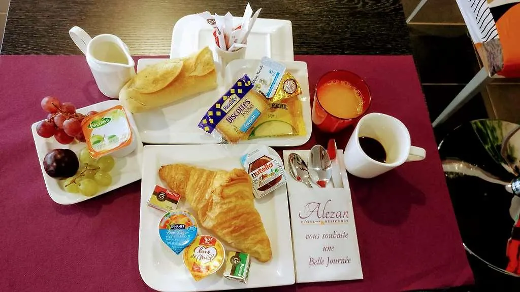 Alezan Hotel & Residence Toulouse 3*,